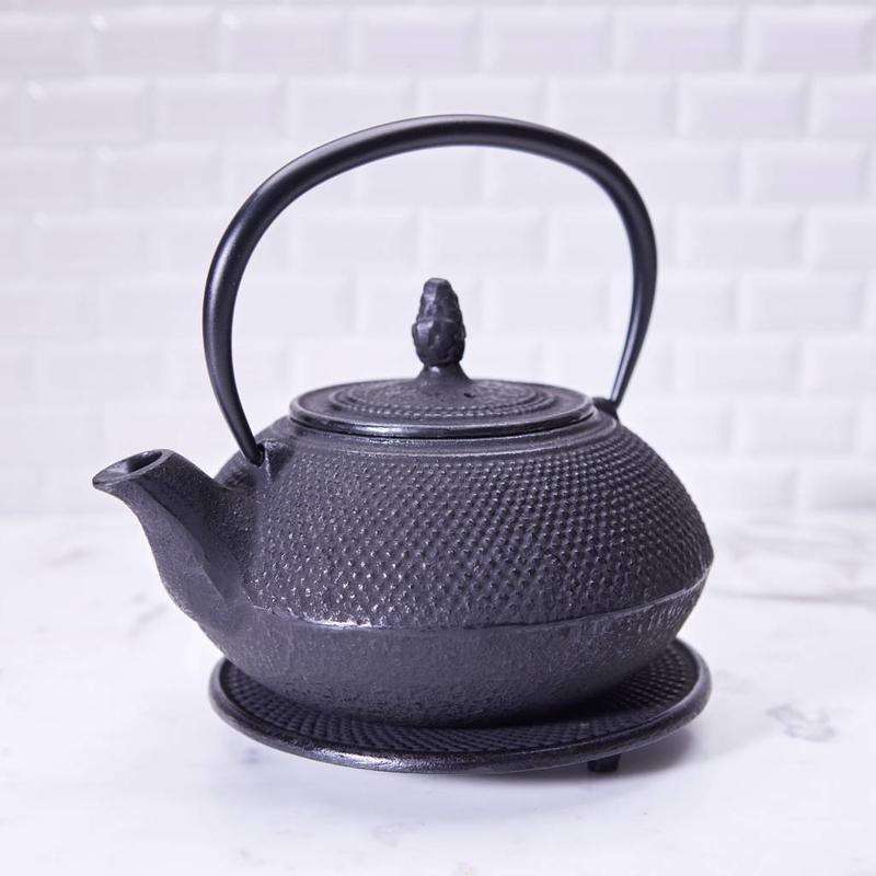 Tetsubin, gietijzer - Hobnail 1